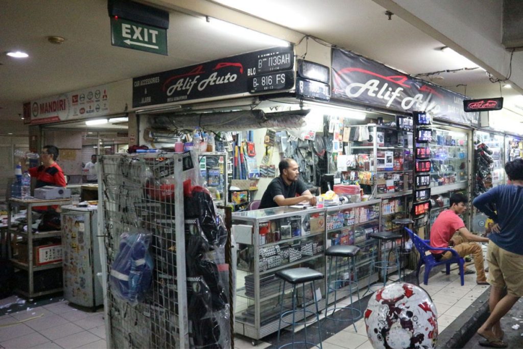 bengkel variasi, jual aksesoris mobil